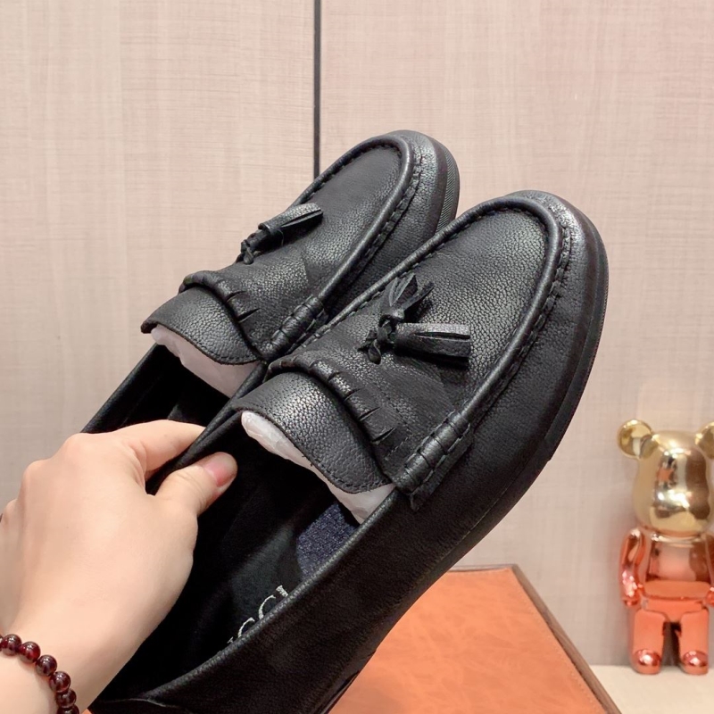 Gucci Leather Shoes